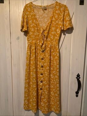 Mimi Chica Mustard Yellow Floral Tie-Front Midi Dress